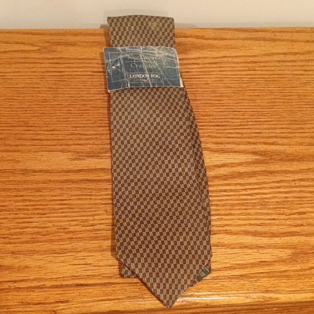 London Fog Limited Edition Tie (All Silk)